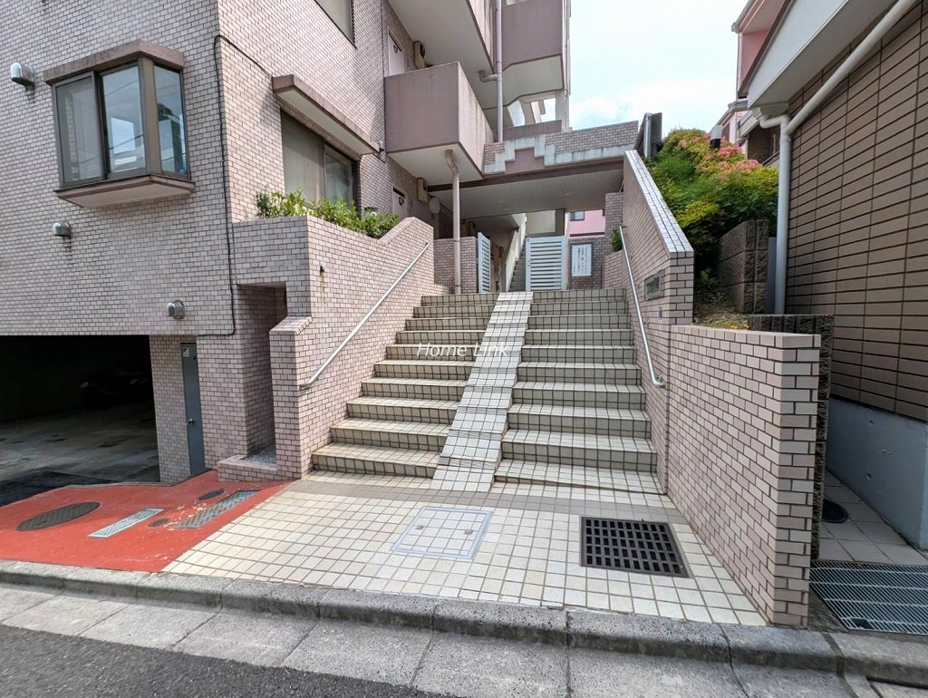 コスモ成増　エントランス前
